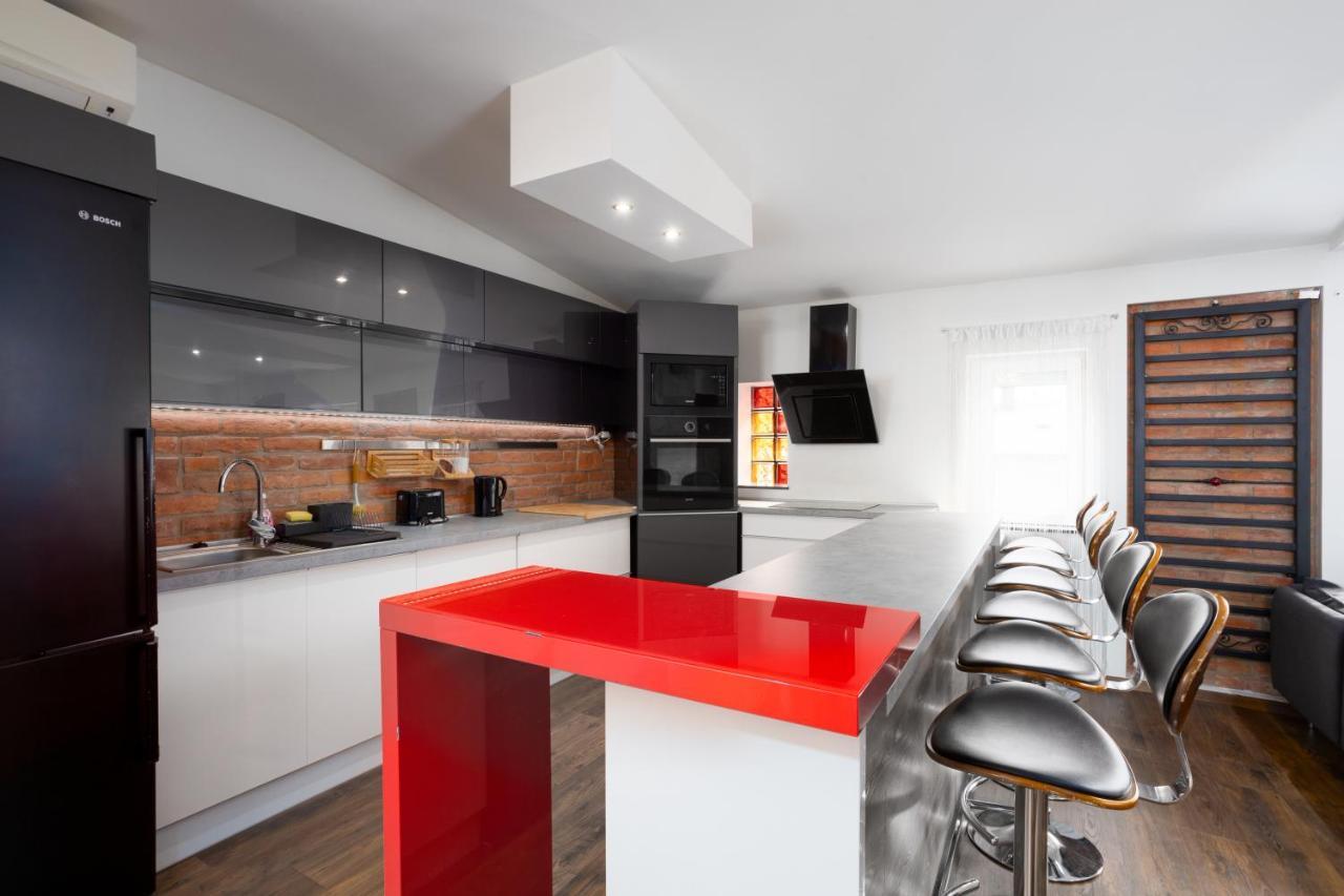 Nightingale Luxury